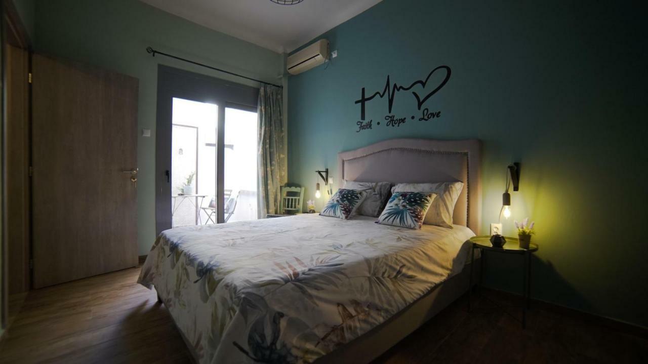 D16-Cosy Downtown Apartment Athén Kültér fotó
